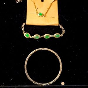 3 Piece Gold and Emerald Green Set